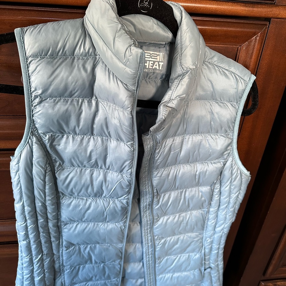 32 Degrees Women's Silver Puffer Vest